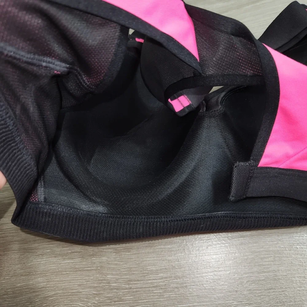 Victoria's Secret VSX Incredible Padded Racerback Pink Black Sports Bra34DD, Uw